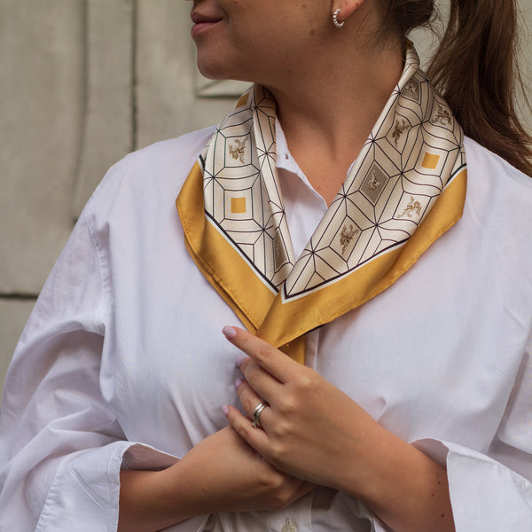 Scarf | White with Vytis